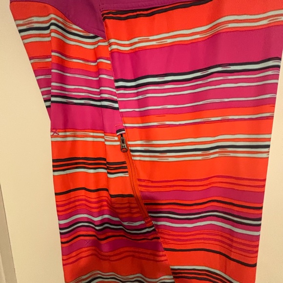 Men’s Under Armour Swimsuit - Picture 4 of 4